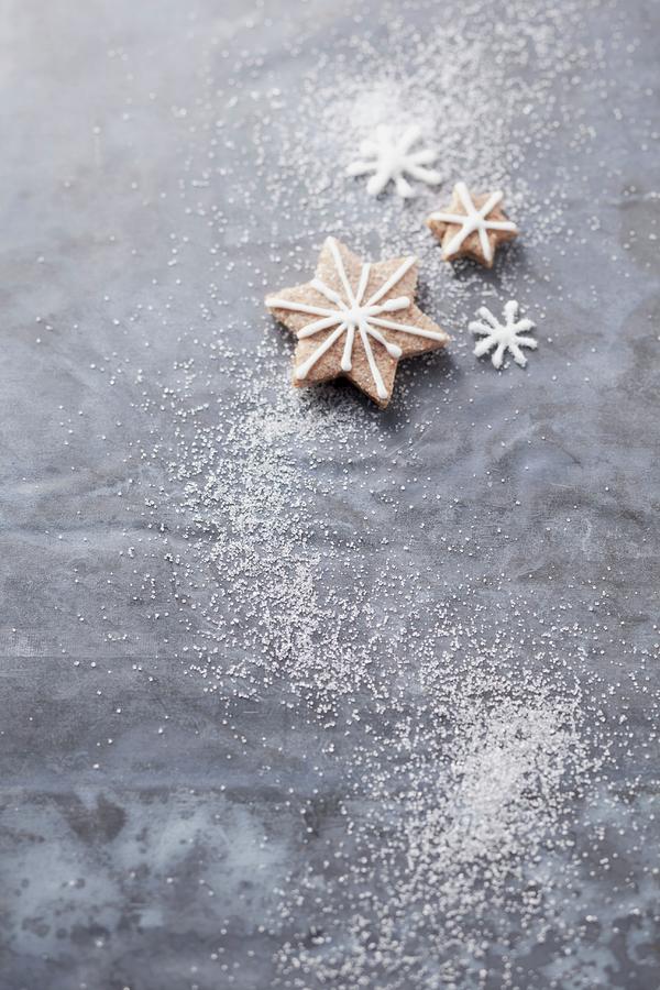 Star-shaped Cinnamon Biscuits With Sugar Icing #1 Photograph by Eising Studio - Food Photo & Video