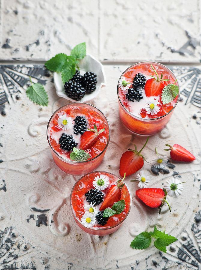 Strawberry Lemonade With Blackberries And Daisies #1 Photograph by Ewgenija Schall