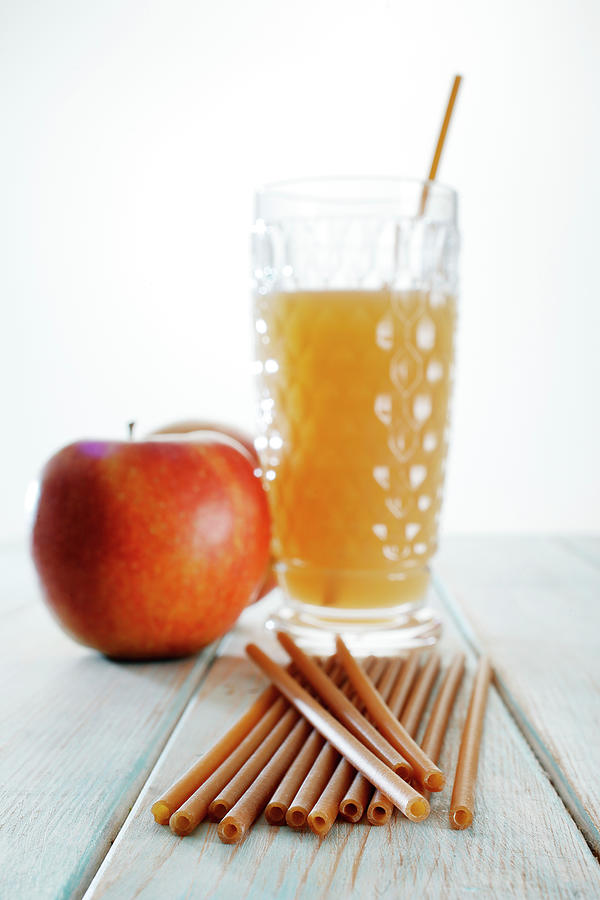 Straws Made Of Durum Wheat And Apple Fibers #1 Photograph by Petr Gross