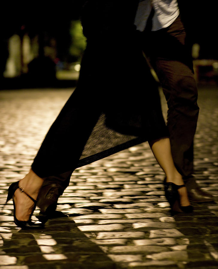 Street Tango Buenos Aires by Picturegarden