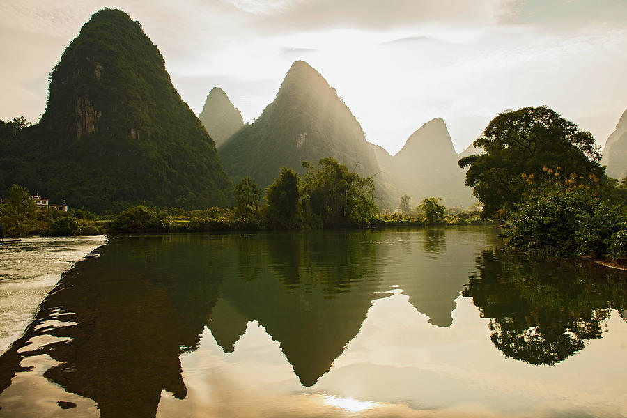 Sunset On The River Li Close To Yangshua In China Photograph by Cavan ...