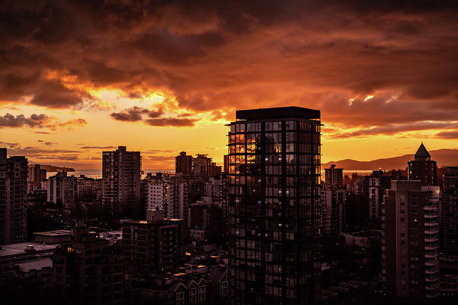Sunset over the Pacific by Ross G Strachan Sunset over the Pacific by Ross G Strachan