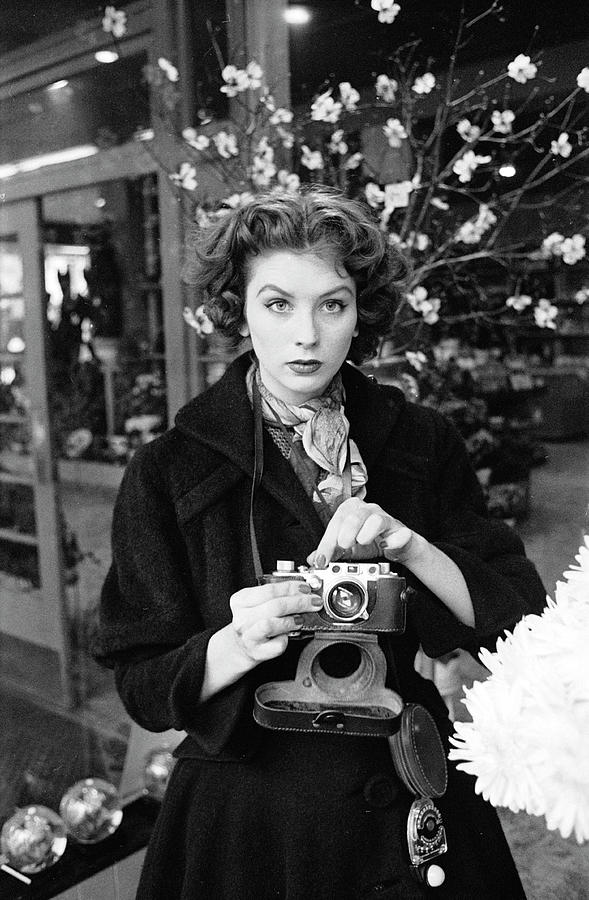Suzy Parker With A Camera #1 Photograph by Peter Stackpole
