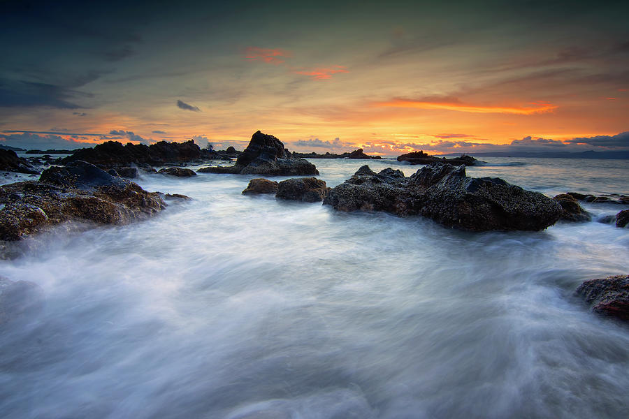 The Beauty Of Sawarna Beach In Banten With Its Powerful Waves ...