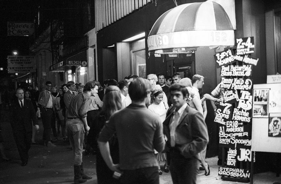 The Cafe Au Go Go #1 Photograph by Michael Ochs Archives
