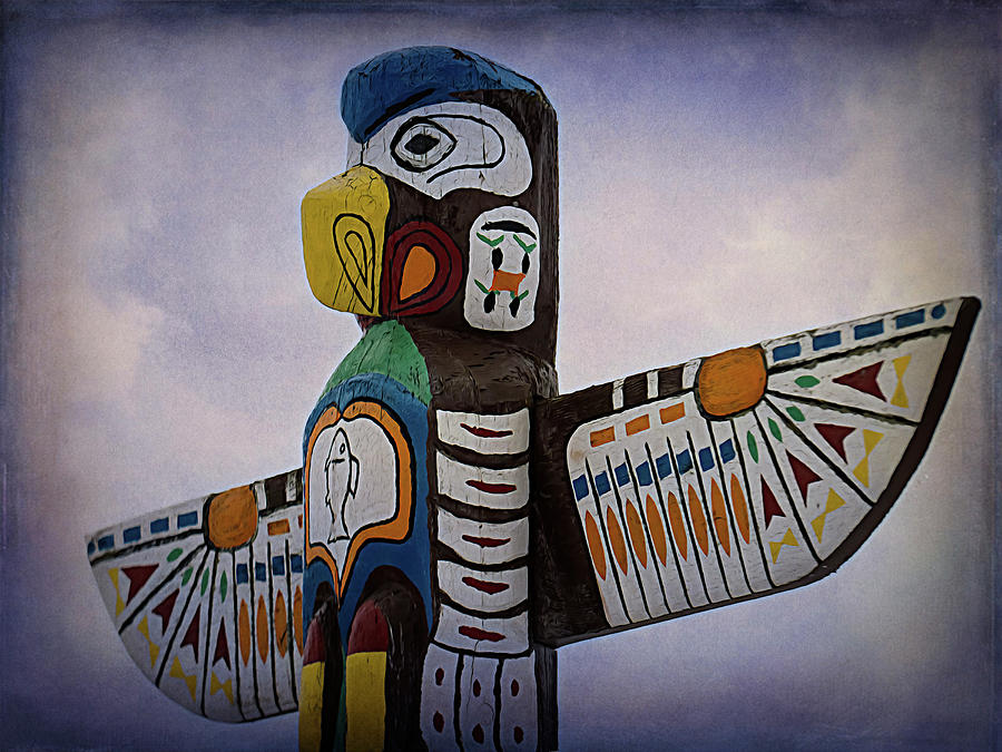 Eagle Mixed Media - Top Of The Totem #1 by Leslie Montgomery