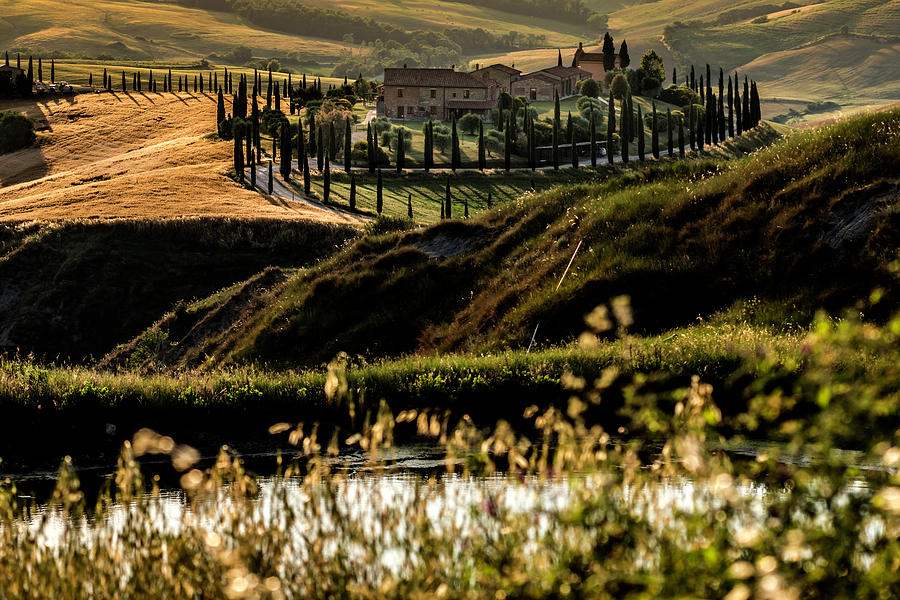 Tuscan estate #1 Photograph by Wolfgang Stocker