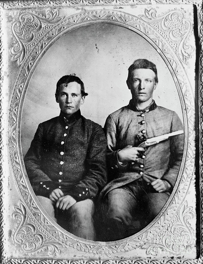 Portrait Photograph - Two Confederate Soldiers #1 by Bettmann