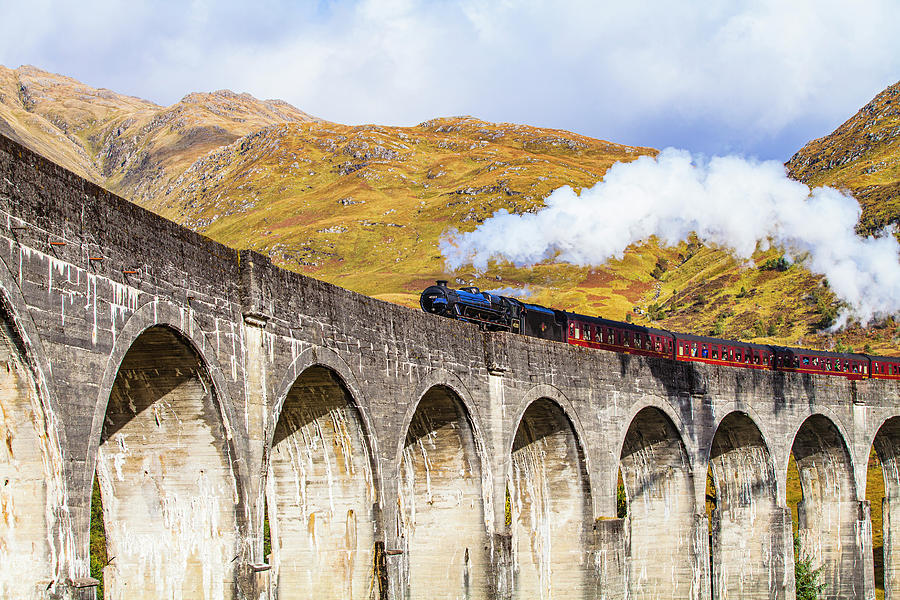 Uk, Scotland, Highland, Glenfinnan, Great Britain, British Isles, The  Jacobite Steam Train On The Glenfinnan Viaduct Which Inspired The Harry  Potter Hogwarts Express Digital Art by Kav Dadfar - Pixels