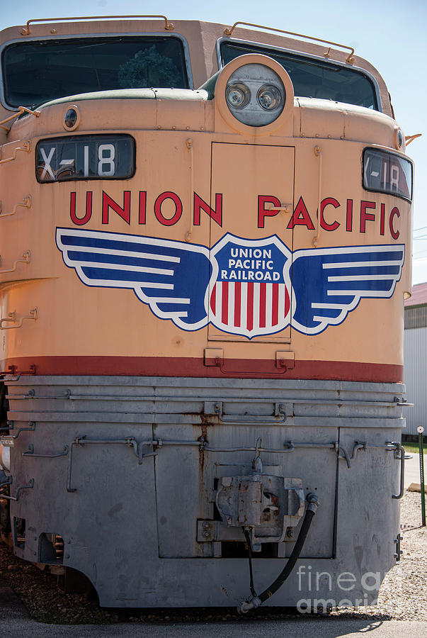 Union Pacific Locomotive Photograph by David Bearden - Fine Art America