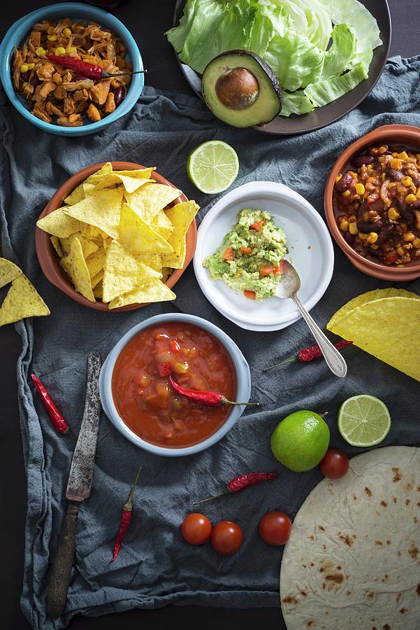 Vegan Mexican Dishes: Guacamole With Tortilla Chips, Salsa, Chopped ...