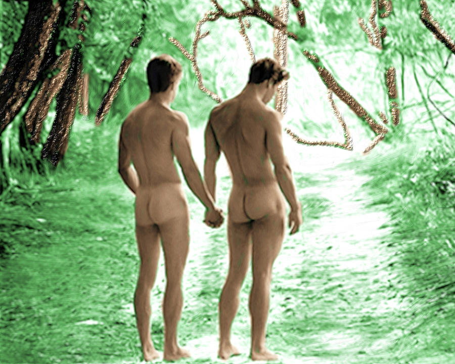 Do men walk around nude