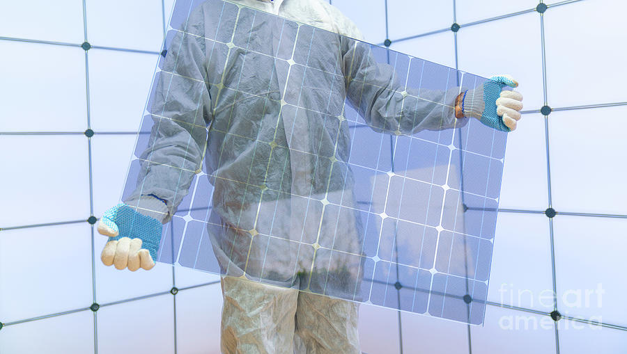 Worker Holding Thermal Glass #1 Photograph by Wladimir Bulgar/science Photo Library