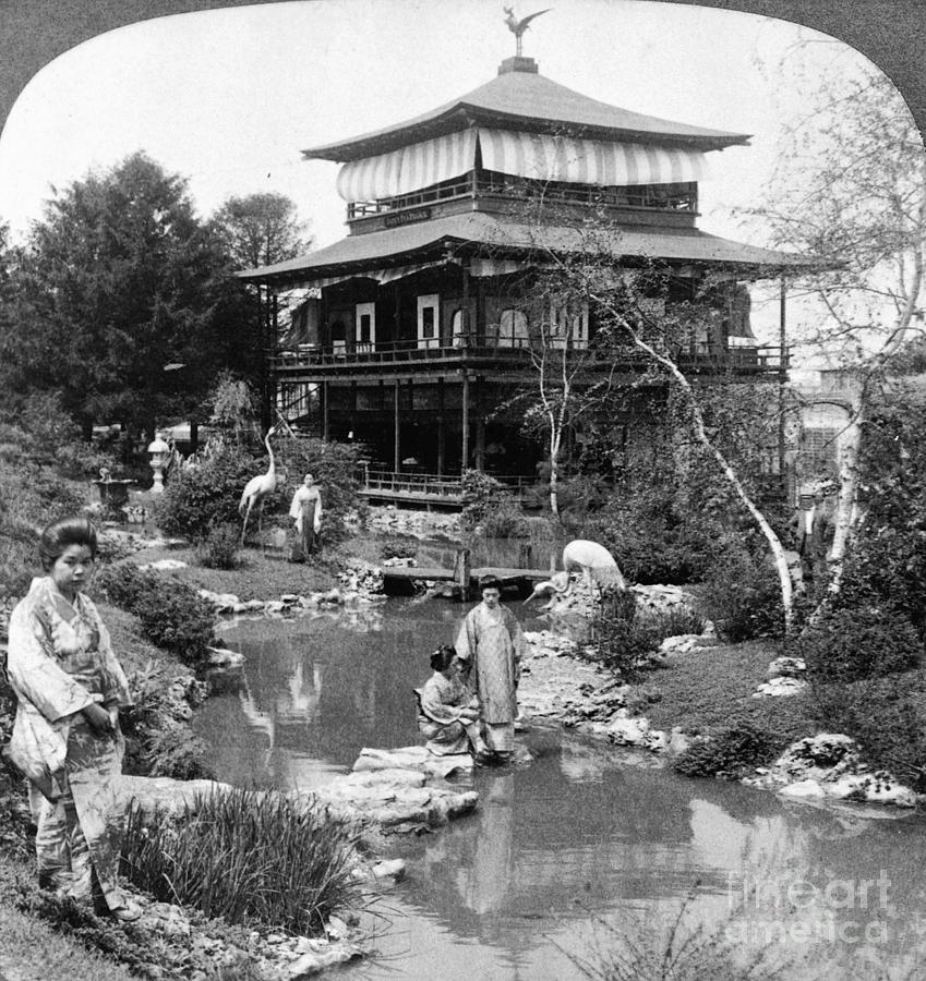 Worlds Fair Tea House #1 Photograph by Granger