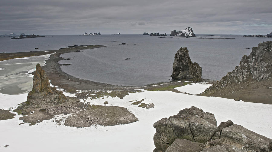 Antarctic Peninsula, Antarctica Photograph by Enrique R. Aguirre Aves Antarctic Peninsula, Antarctica Photograph by Enrique R. Aguirre Aves