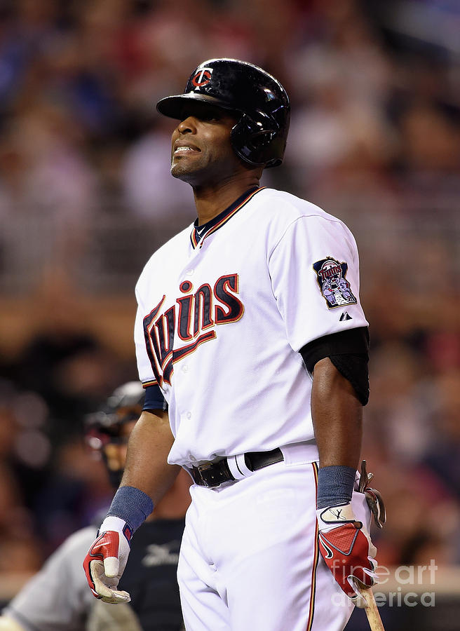 Cleveland Indians V Minnesota Twins 10 Photograph by Hannah Foslien Cleveland Indians V Minnesota Twins 10 Photograph by Hannah Foslien