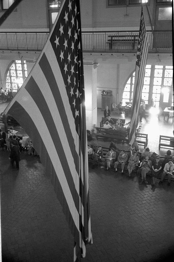 Ellis Island Immigration Station #10 Photograph by Alfred Eisenstaedt