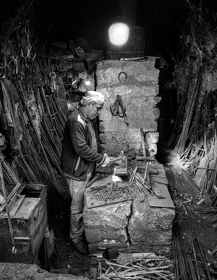 Man Photograph - The Traditional Blacksmithing Profession In The City Of Mosul #10 by Bashar Alsofey