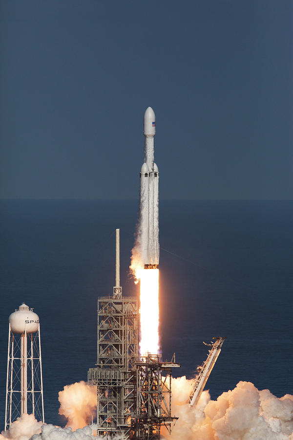 spacex falcon heavy demo flight