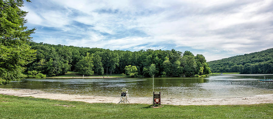 Hunting Creek Lake in Cunningham Falls State Park - Maryland Photograph ...