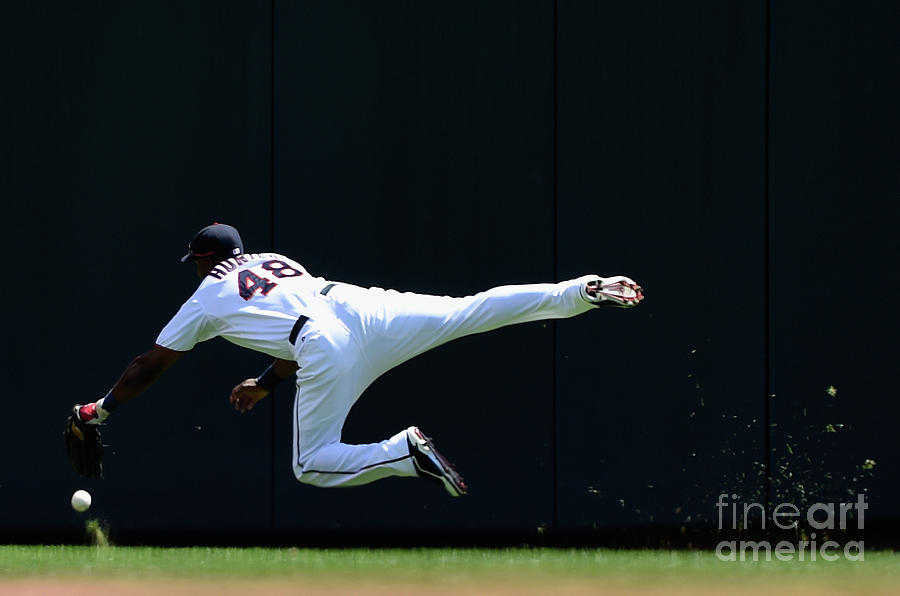 New York Yankees V Minnesota Twins 11 Photograph by Hannah Foslien New York Yankees V Minnesota Twins 11 Photograph by Hannah Foslien