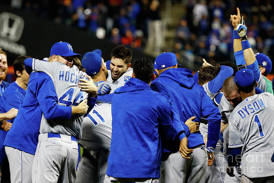 World Series - Kansas City Royals V New Photograph by Al Bello World Series - Kansas City Royals V New Photograph by Al Bello