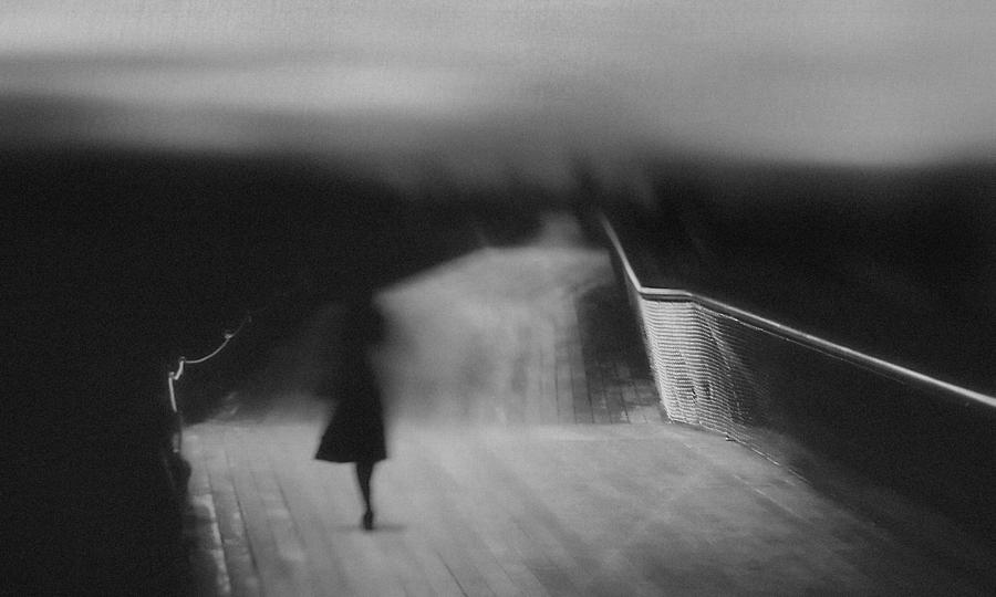 Blackandwhite Photograph - Alone... #13 by Teruhiko Tsuchida