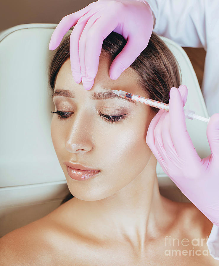 Cosmetology Injections #14 Photograph by Peakstock / Science Photo Library
