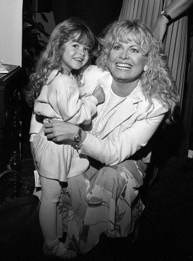 Sally Struthers Photograph by Mediapunch - Fine Art America