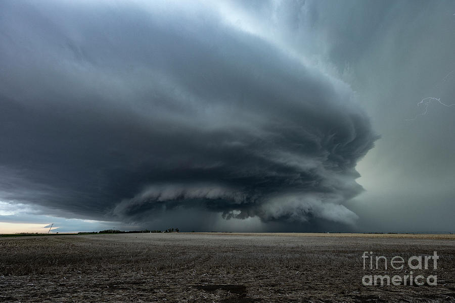 Supercell Thunderstorm Photograph By Roger Hill Science Photo Library Fine Art America