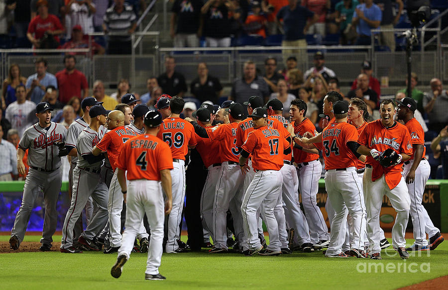 Atlanta Braves V Miami Marlins Photograph by Mike Ehrmann Atlanta Braves V Miami Marlins Photograph by Mike Ehrmann