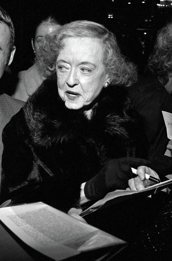 Bette Davis #15 Photograph by Mediapunch