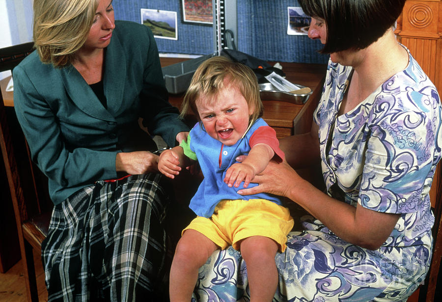 15-month-old Boy Having Tantrum At Doctors Photograph by Mark Clarke/science Photo Library