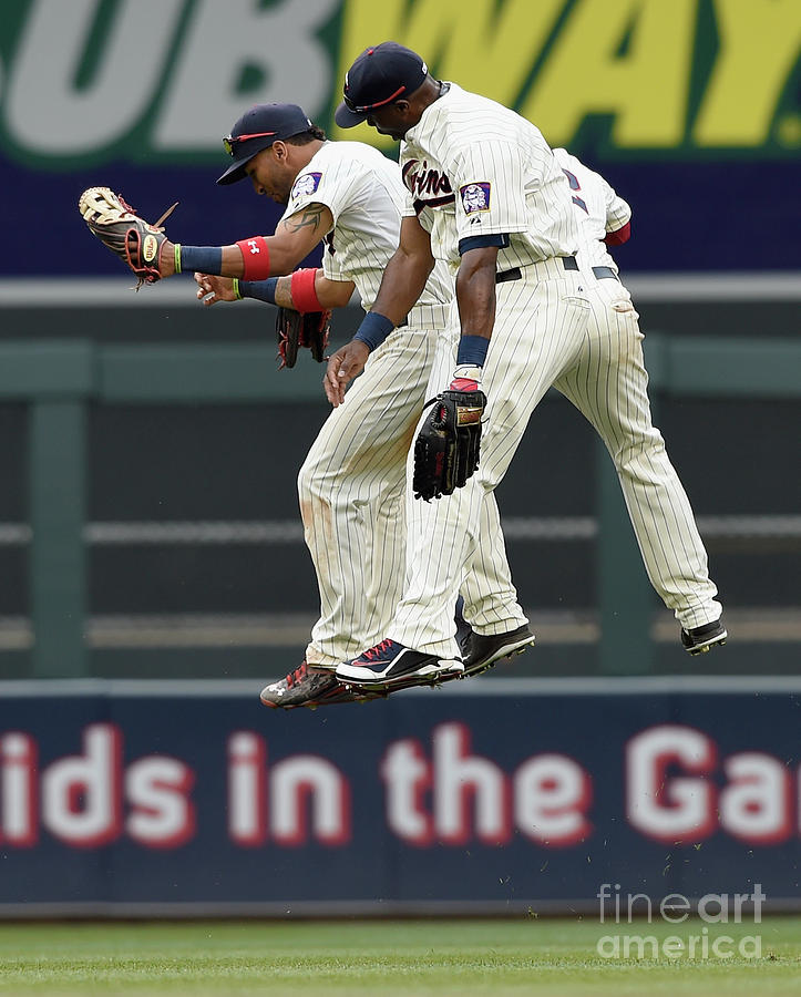 Detroit Tigers V Minnesota Twins 16 Photograph by Hannah Foslien Detroit Tigers V Minnesota Twins 16 Photograph by Hannah Foslien