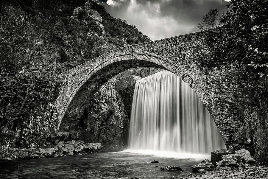 16th Century Stone Bridge Photograph by Elias Pentikis