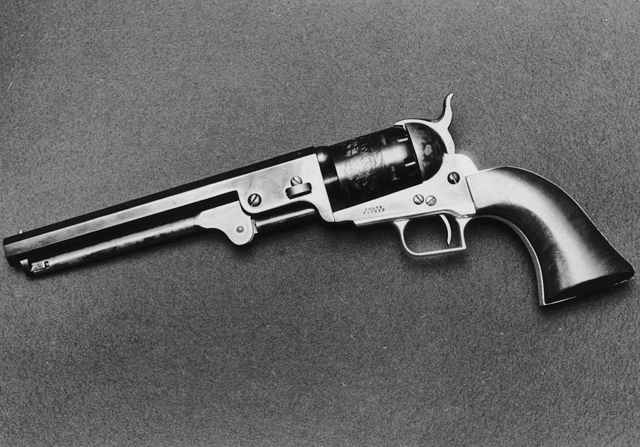 Navy Revolver