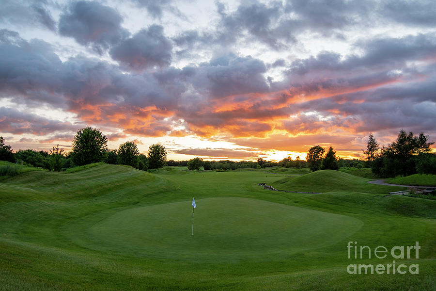 18th at Loggers Trail Golf Course Photograph by David Parker Fine Art