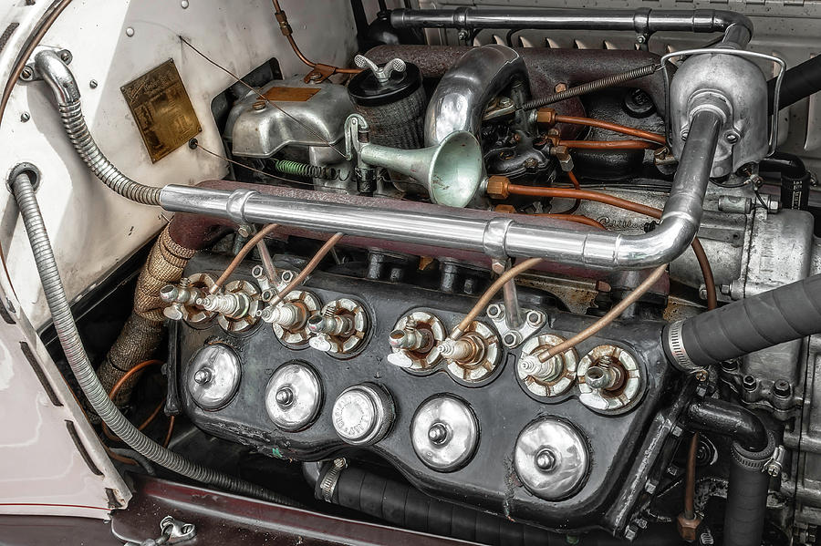 1916 Cadillac V8 Engine Detail - 1916cadillacv8enginedetail197769 ...