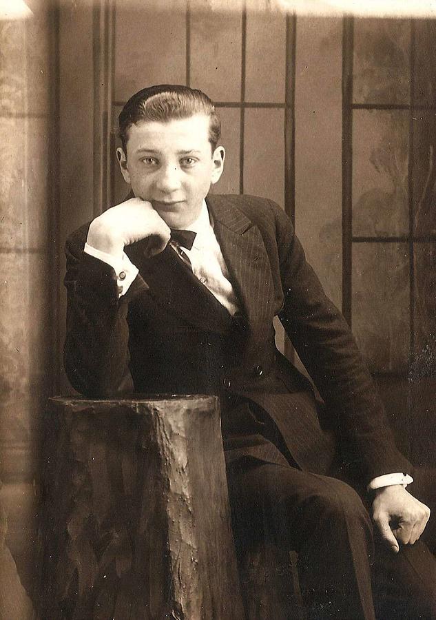 1920s Man Well Dressed Kid Painting