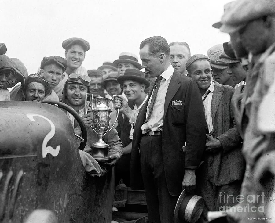 1920s, Race Winner In Duesenberg With Trophy Cup Photograph by Retrographs