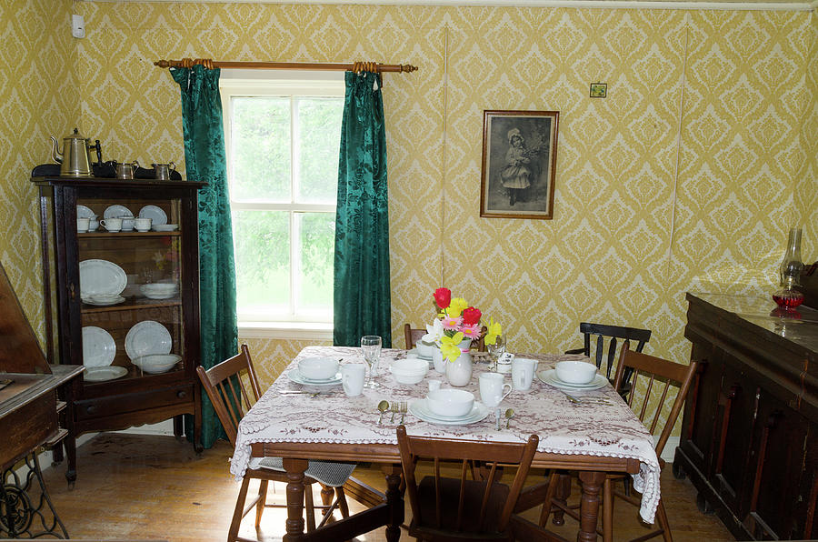 1920s walnut dining room set