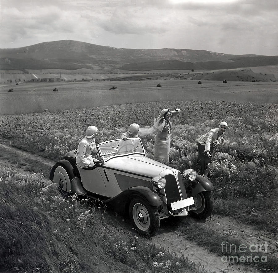 1930s Bmw Roadster With Ladies In Open Field Photograph by Retrographs