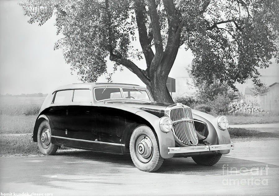 1930s Maybach Aerodynamic Sedan In Country Setting Photograph by Retrographs
