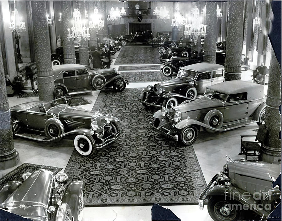 1930s Motor Show Scene Of Duesenberg, Packard, Lincoln, Others Photograph by Retrographs