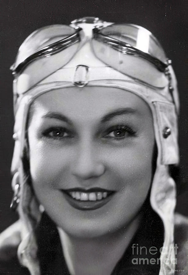 1930s Woman Racer In Cloth Helmet And Goggles Photograph by Retrographs