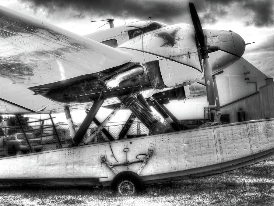 1944 Beechcraft 18S Photograph by Joe  Palermo