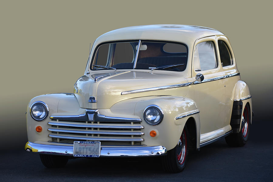 1947 Ford Super Deluxe Photograph by Bill Dutting