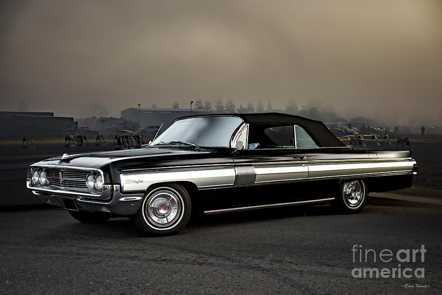 1962 Oldsmobile Starfire Convertible Photograph by Dave Koontz