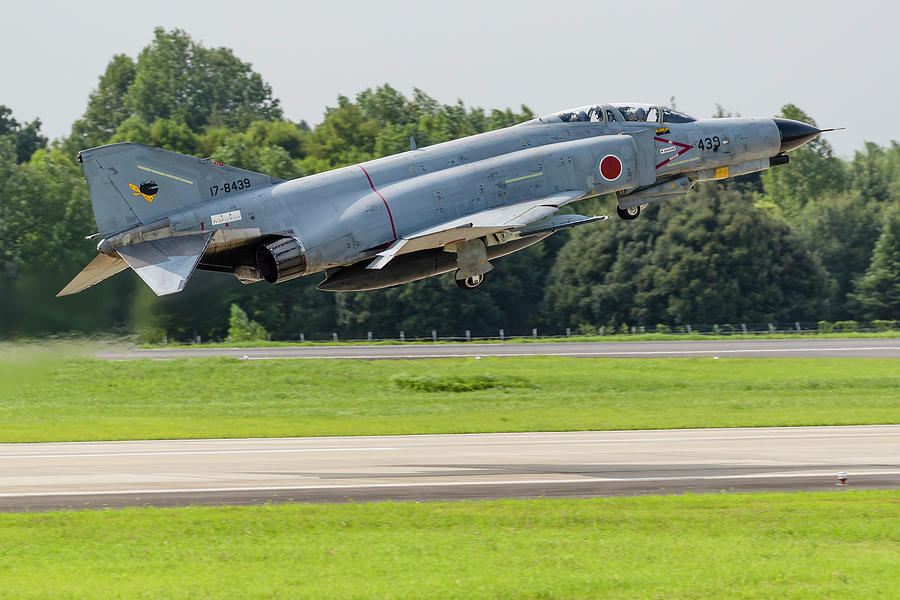 A Japan Air Self-defense Force F-4ej Photograph by Rob Edgcumbe | Fine