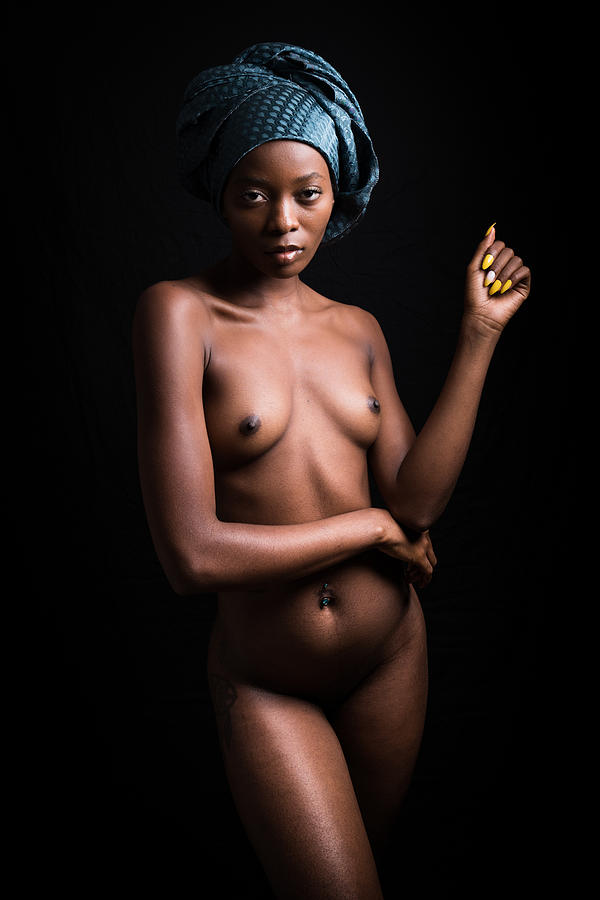 Nude Photograph - Alishia #2 by Christian Kurz